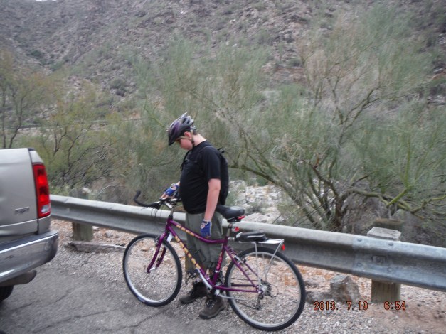 07-19 Unloaded on the side of the road and heading up